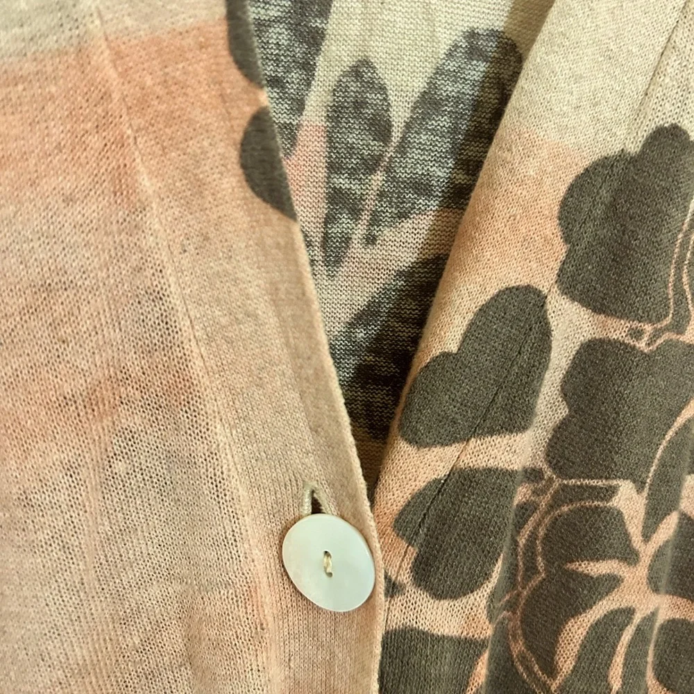 Chico’s Women’s Cardigan Size 2 - Picture 4 of 6